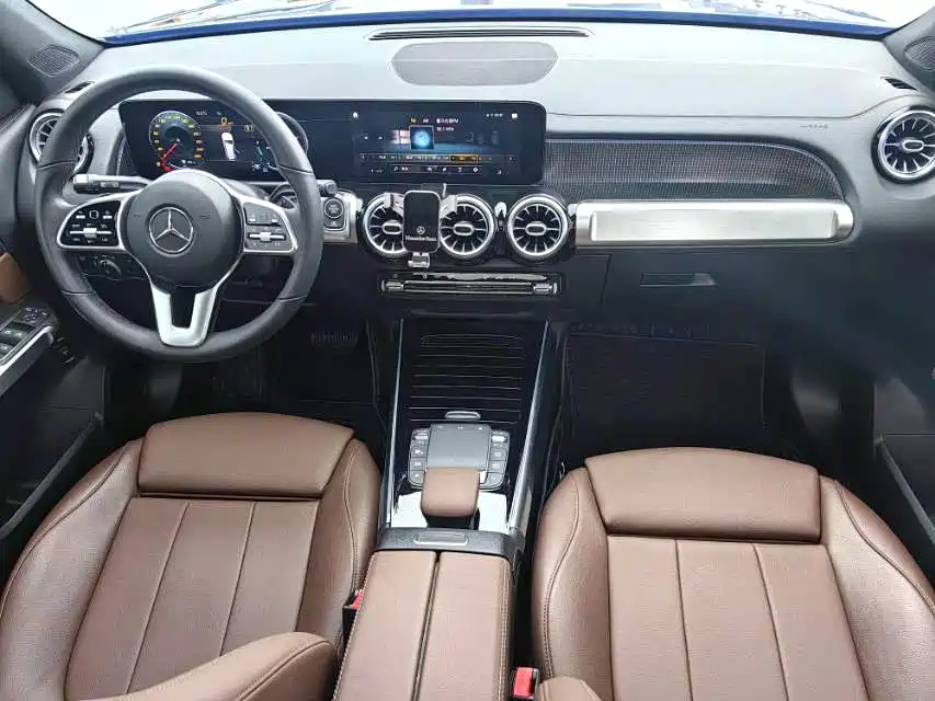 Mercedes-Benz GLB — миниатюра 7