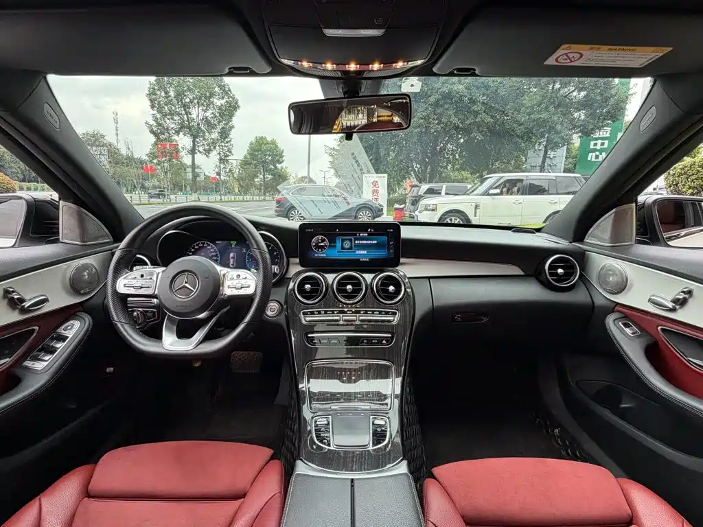 Mercedes-Benz C-Class — миниатюра 13
