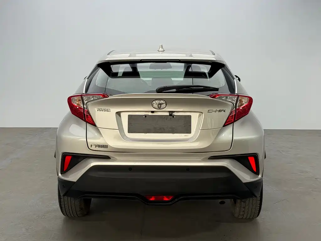 TOYOTA C HR