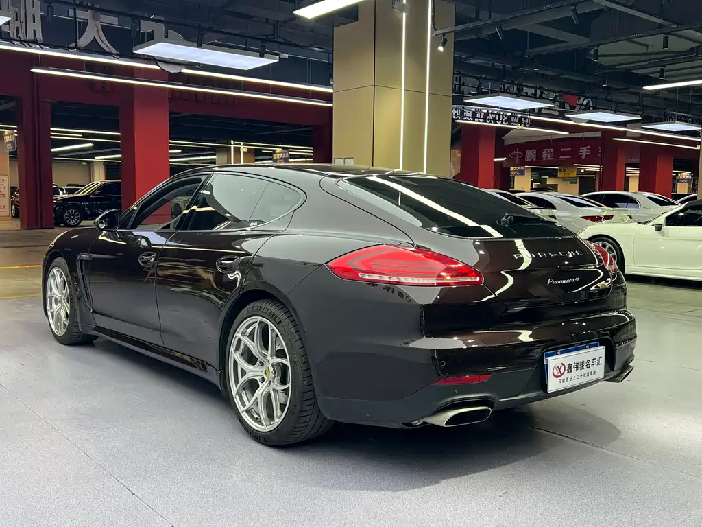 Porsche Panamera — миниатюра 16