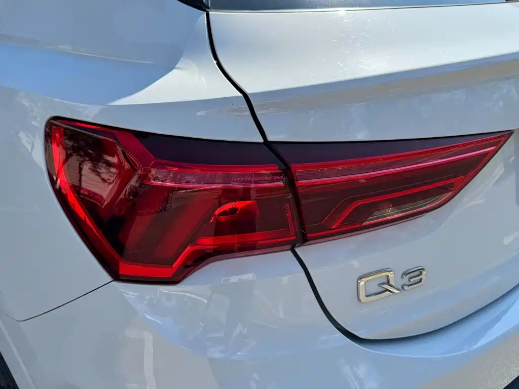 Audi Q3 Sportback — миниатюра 31