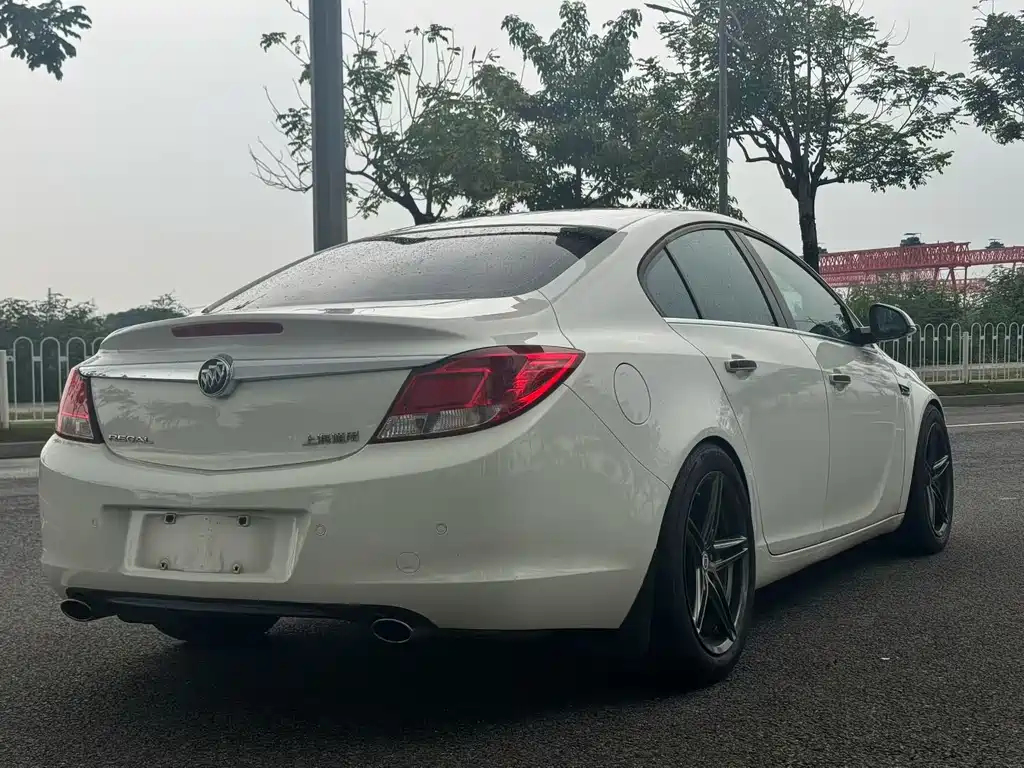 Buick Regal — миниатюра 4
