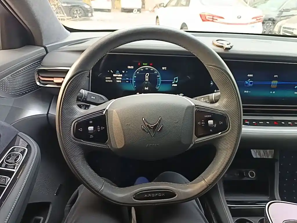 ARCFOX Alpha S — миниатюра 11