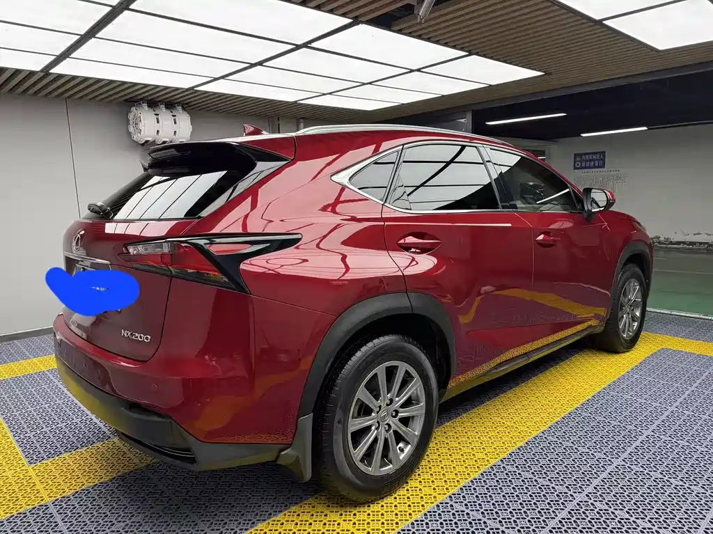 Lexus NX — миниатюра 6