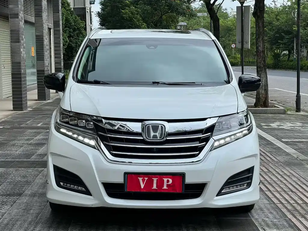 Honda Elysion — миниатюра 2
