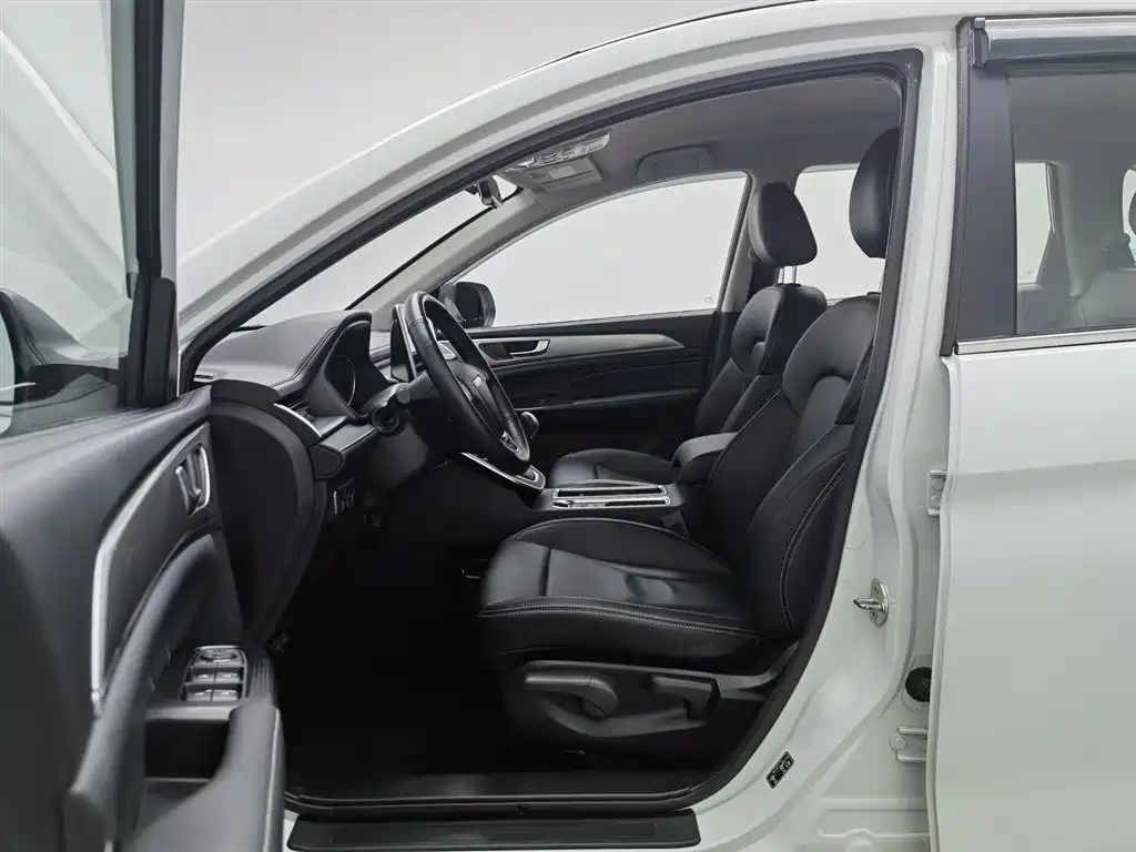 Haval M6 2023 PLUS 1.5T MT Elite