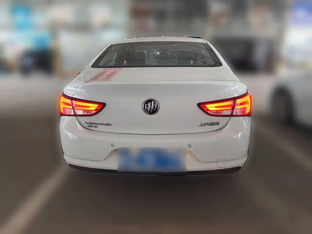 Buick Verano — миниатюра 8
