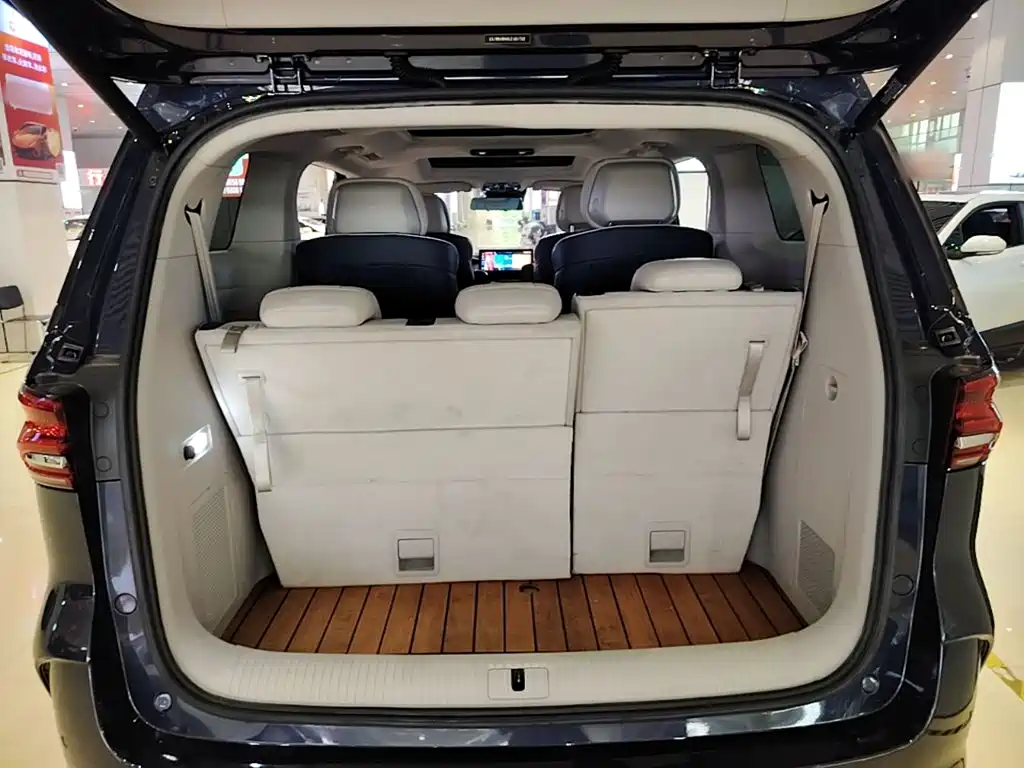 Roewe iMAX8 — миниатюра 19