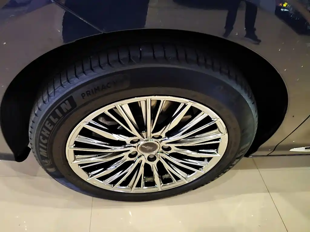 Roewe iMAX8 — миниатюра 23