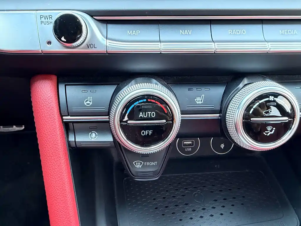 Genesis G70 — миниатюра 10
