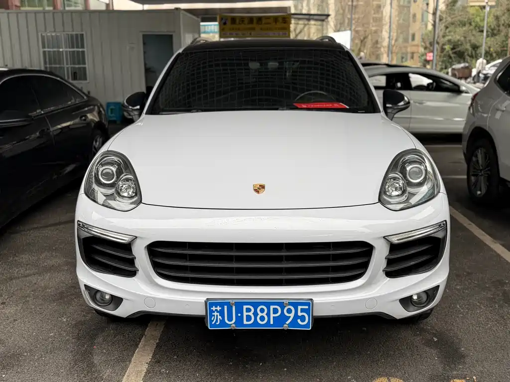 PORSCHE CAYENNE