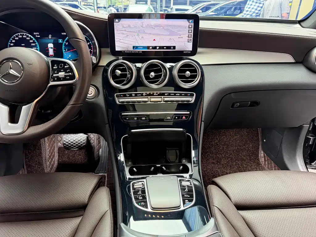 Mercedes-Benz GLC — миниатюра 17
