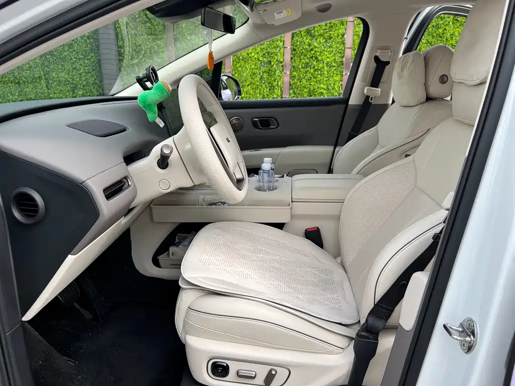 Li Auto Li i8 — миниатюра 10