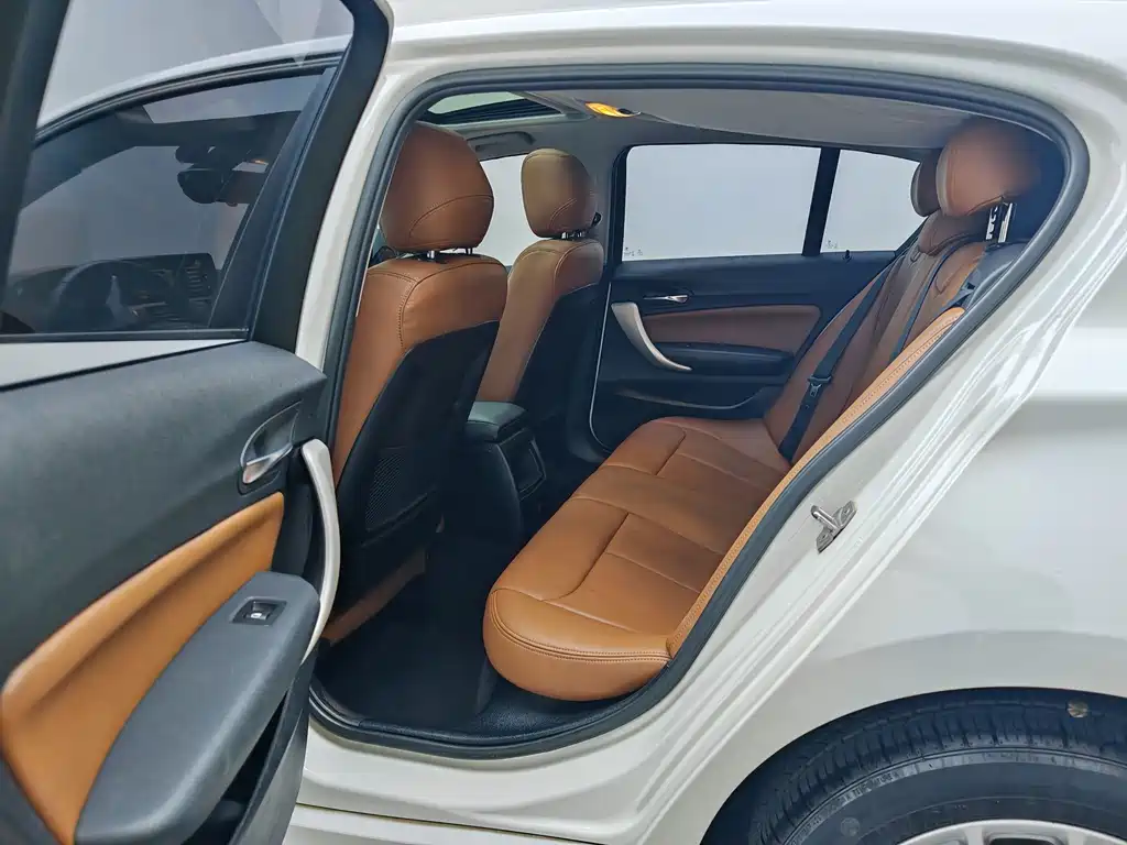 BMW 1 Series (Import) — миниатюра 17