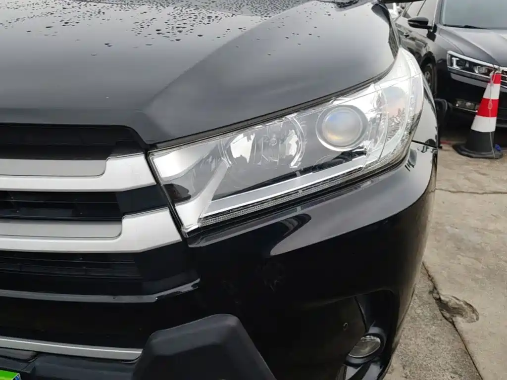 Toyota Highlander — миниатюра 24