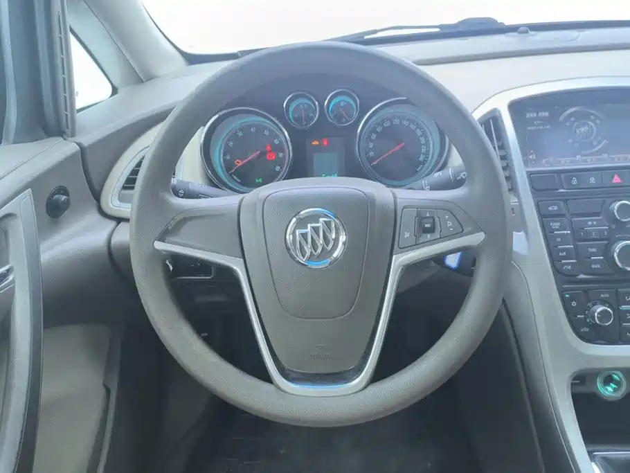 Buick Excelle — миниатюра 15
