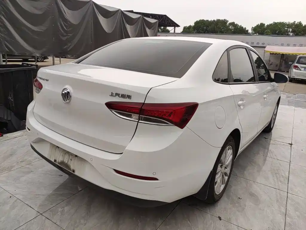 Buick Excelle — миниатюра 7