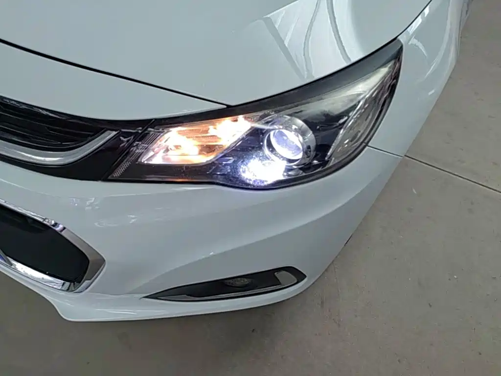 Chevrolet Malibu — миниатюра 24