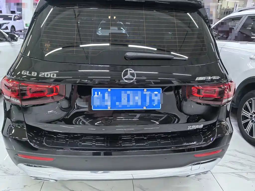 Mercedes-Benz GLB — миниатюра 5