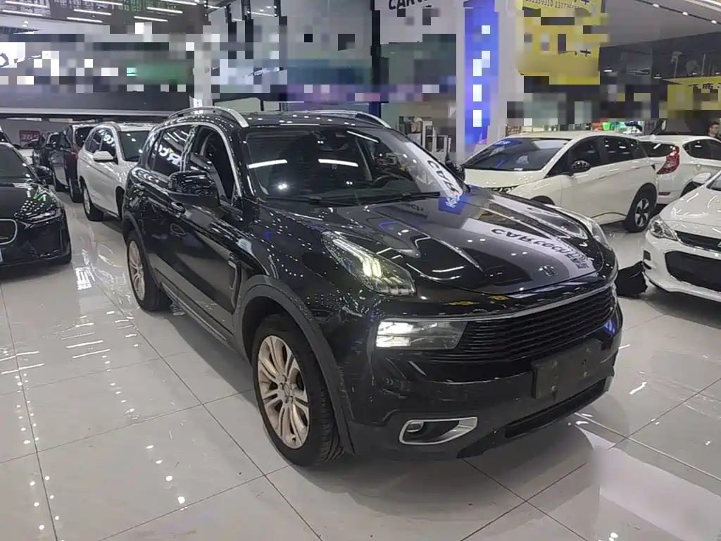 Lynk & Co 01 — миниатюра 4