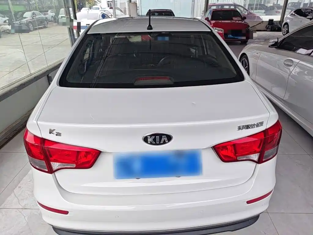 Kia K2 — миниатюра 6