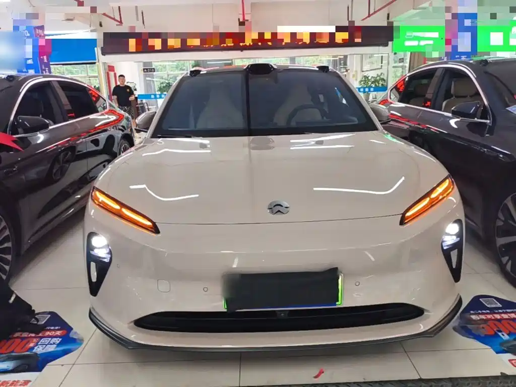 NIO ET5T — миниатюра 3