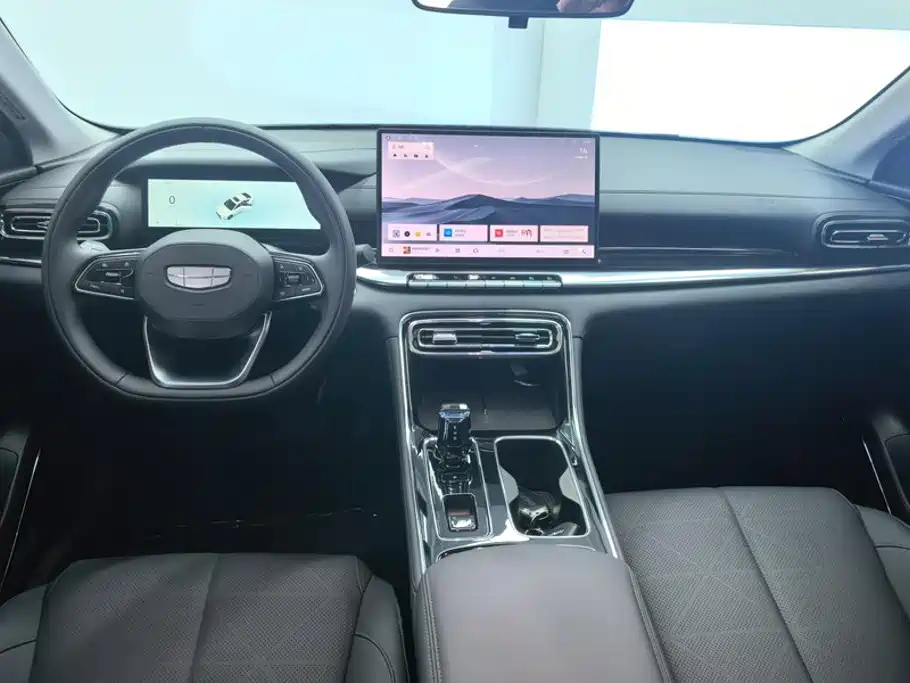 Geely Emgrand — миниатюра 12
