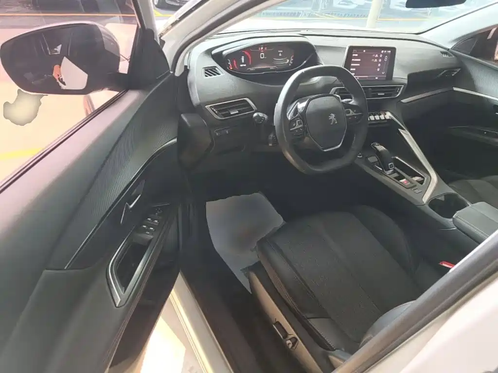 Peugeot 5008 — миниатюра 16
