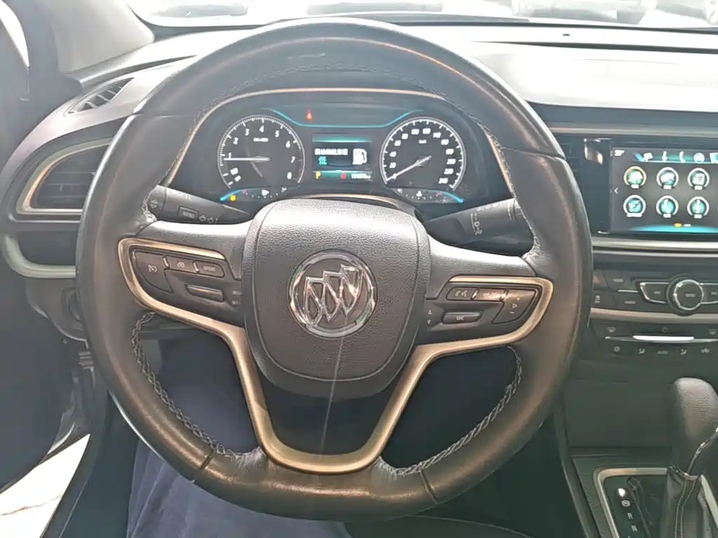 Buick Excelle — миниатюра 11