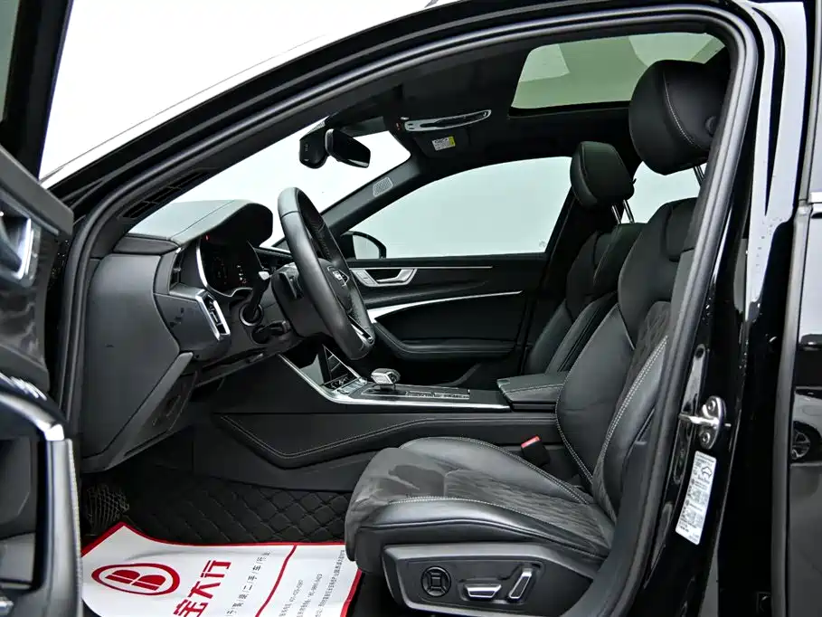 Audi A6L 2024 55 TFSI quattro Premium