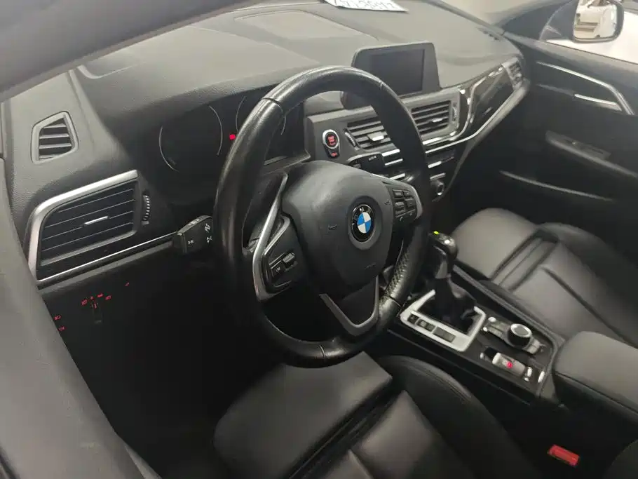 BMW 1 Series — миниатюра 15