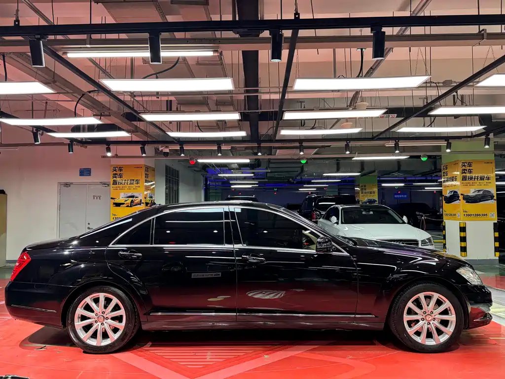 Mercedes-Benz S-Class S 2010 S 300 L Luxury
