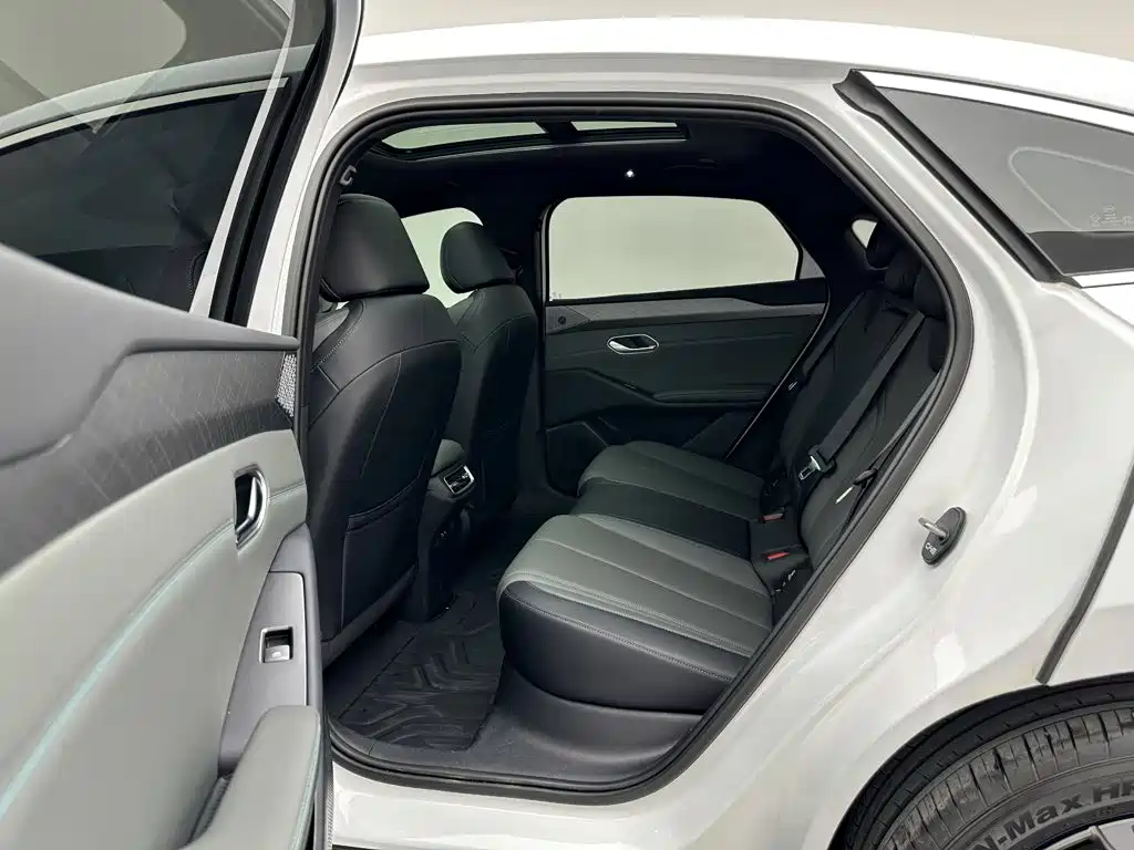 BYD Qin L — миниатюра 18