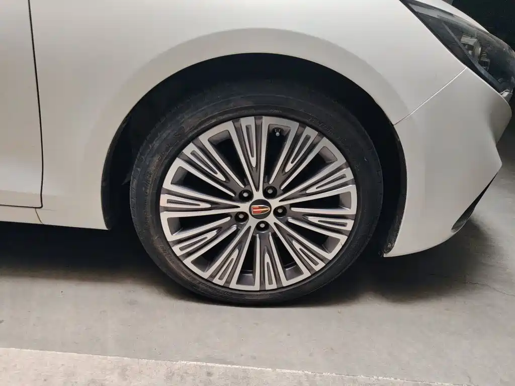 Hongqi Hongqi H5 — миниатюра 24