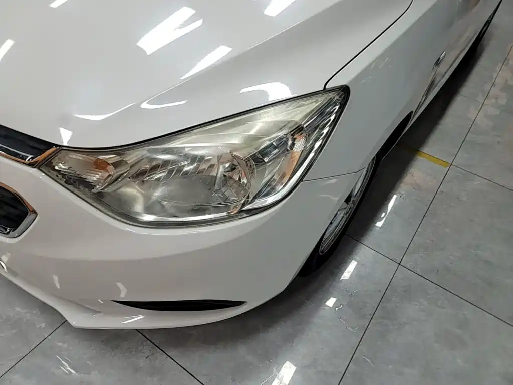 Chevrolet Sail — миниатюра 24