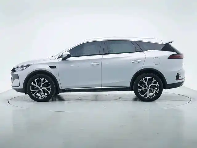 BYD Tang New Energy — миниатюра 8