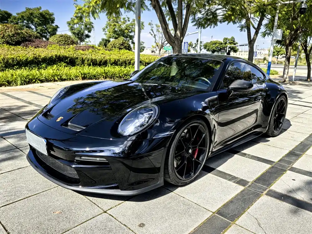 Porsche 911 2025