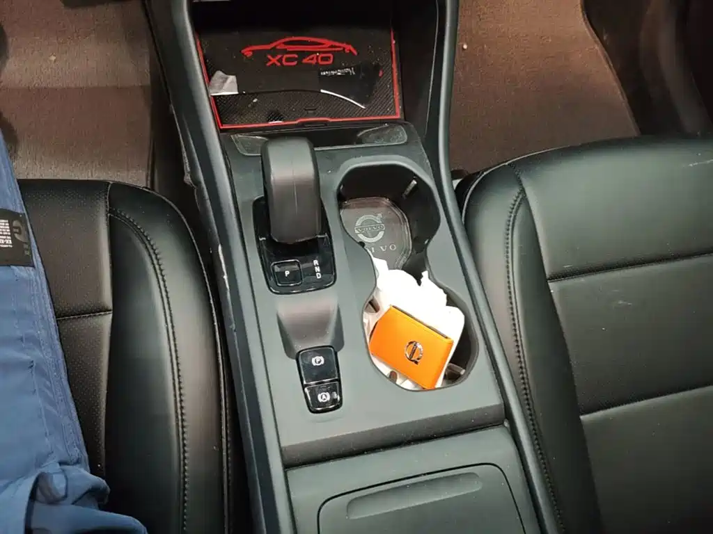 Volvo XC40 — миниатюра 14