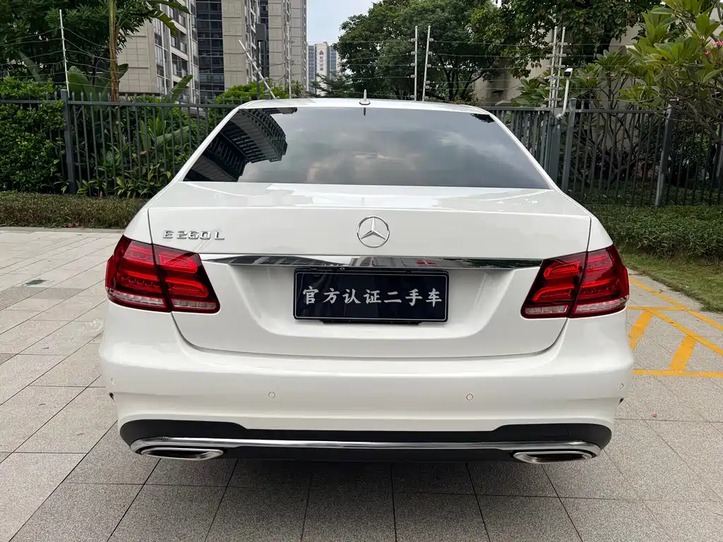 Mercedes-Benz E-Class — миниатюра 4