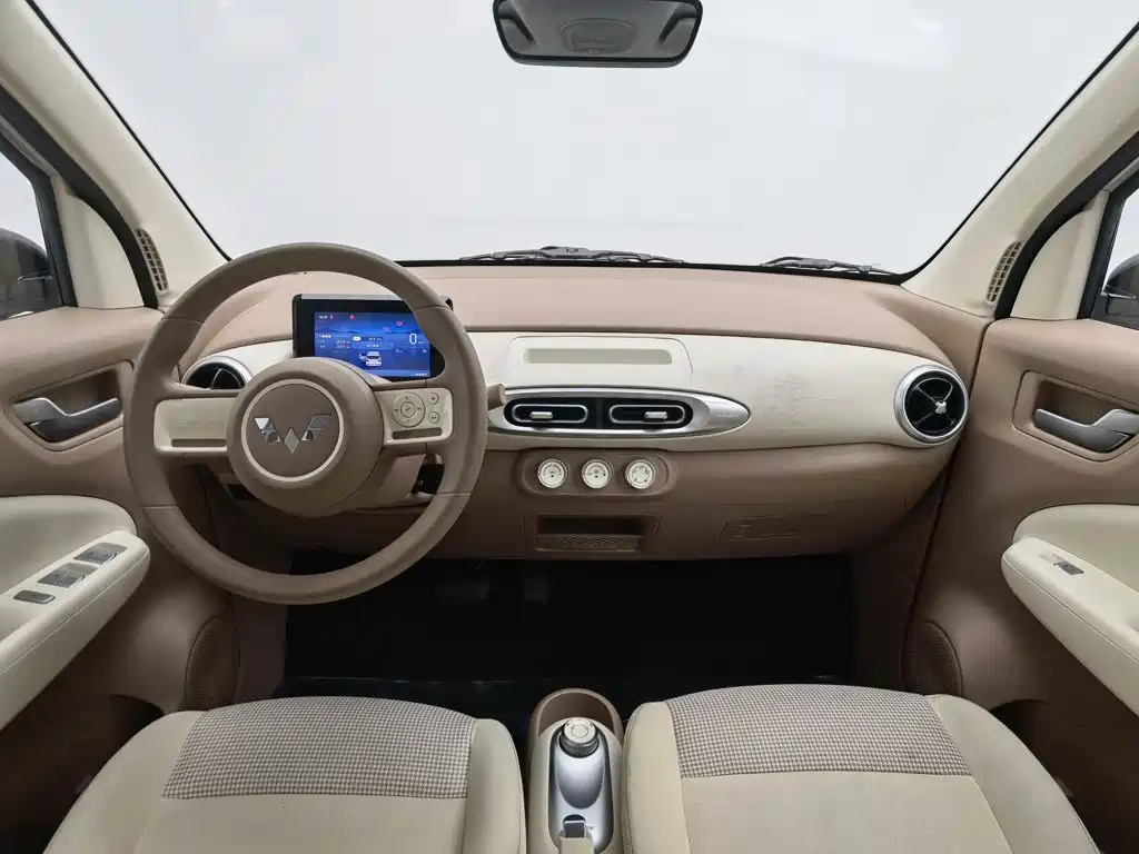 Wuling MINIEV — миниатюра 5