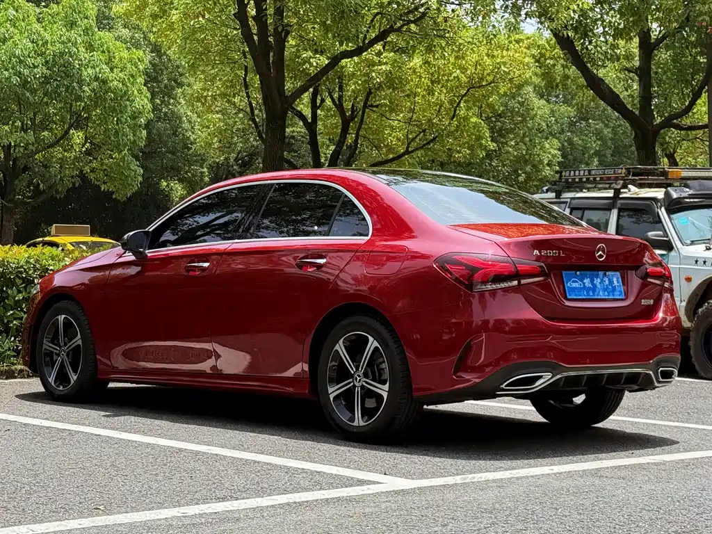 MERCEDES-BENZ A CLASS