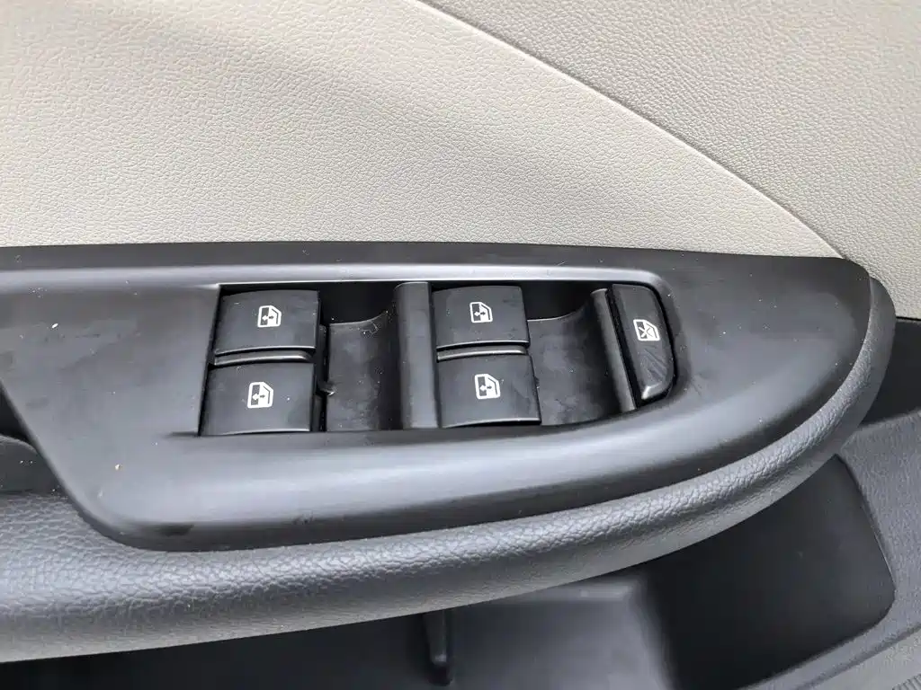 Buick Excelle — миниатюра 9
