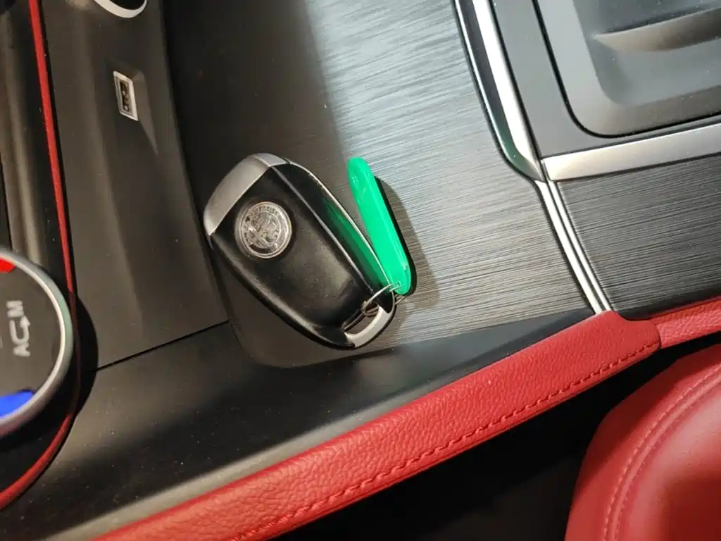 Alfa Romeo Stelvio — миниатюра 9