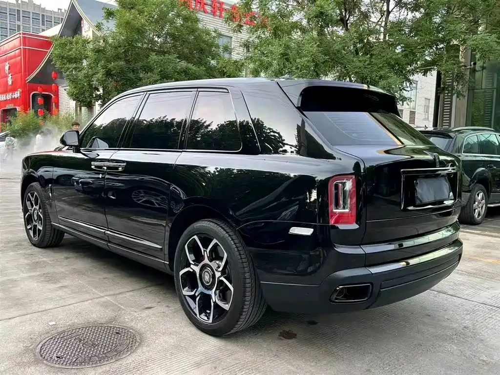ROLLS-ROYCE CULLINAN