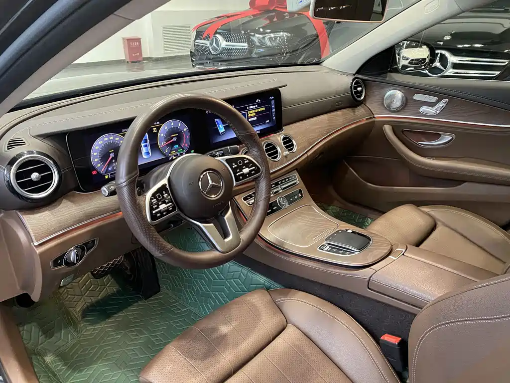 Mercedes-Benz E-Class E 2020 E 260 L 4MATIC