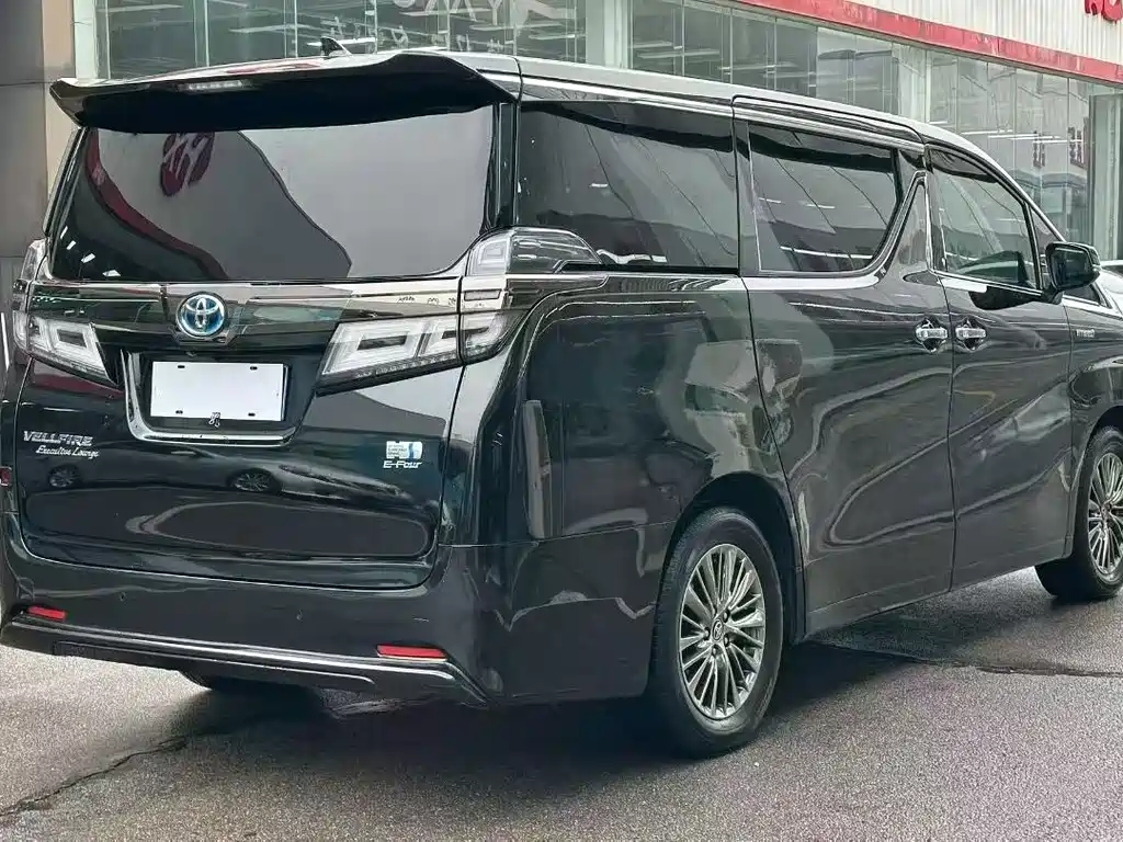 Toyota Vellfire — миниатюра 9