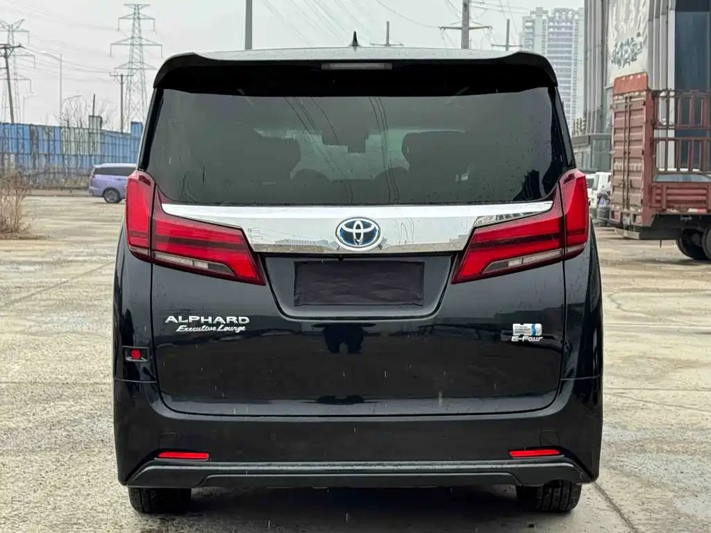 Toyota Alphard 2023 2.5L Luxury