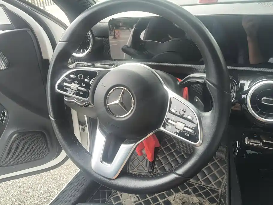 Mercedes-Benz A-Class — миниатюра 15