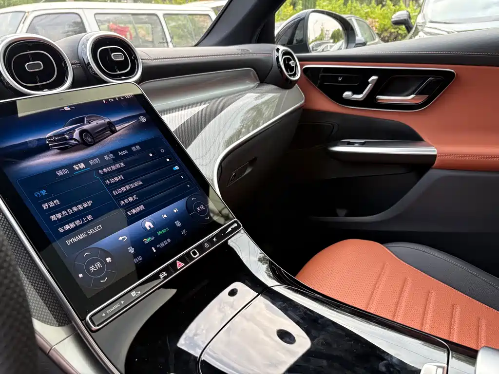 Mercedes-Benz GLC Coupe — миниатюра 8