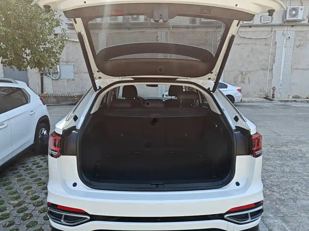 Volkswagen X — миниатюра 19
